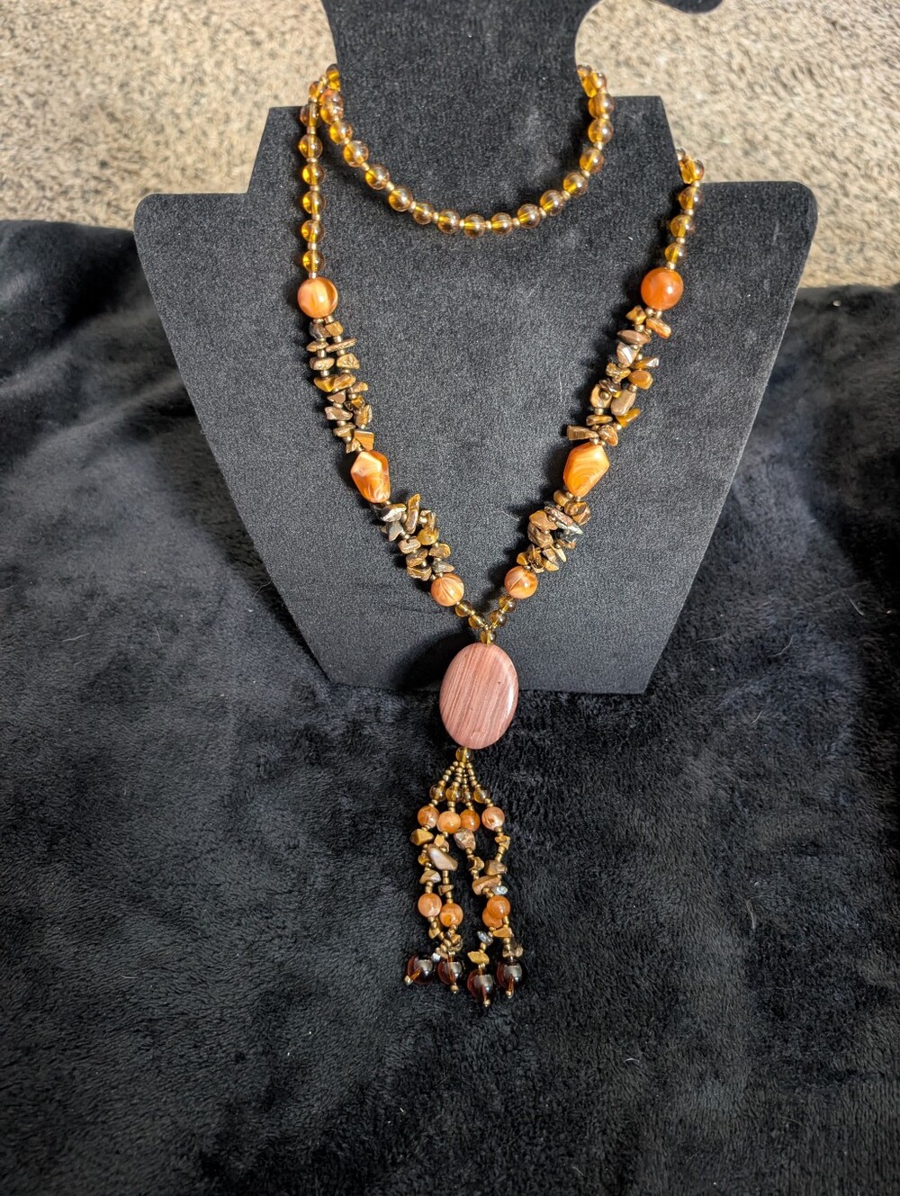 3/$25 Estate Find Brown Bead Tassel Pendant Necklace (Possibly Agate?)
